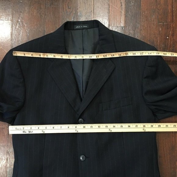 Pierre Cardin Men's 100% Wool Pin Striped Black Suit 42R 2 Piece - Picture 13 of 16